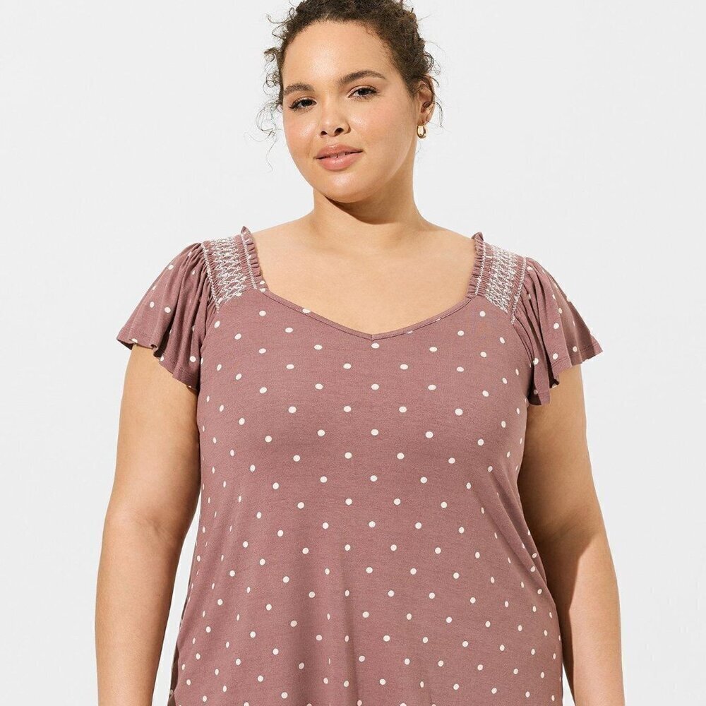 Torrid - Super Soft Smocked Flutter Sleeve Tee in Honey Dots Rose Taupe​​​​​​​​